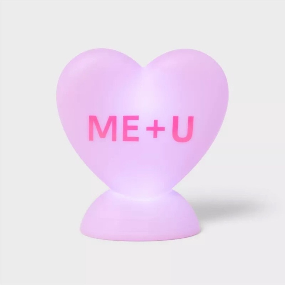 Light Up Valentine's Day Blow Mold Heart - Purple - Spritz
